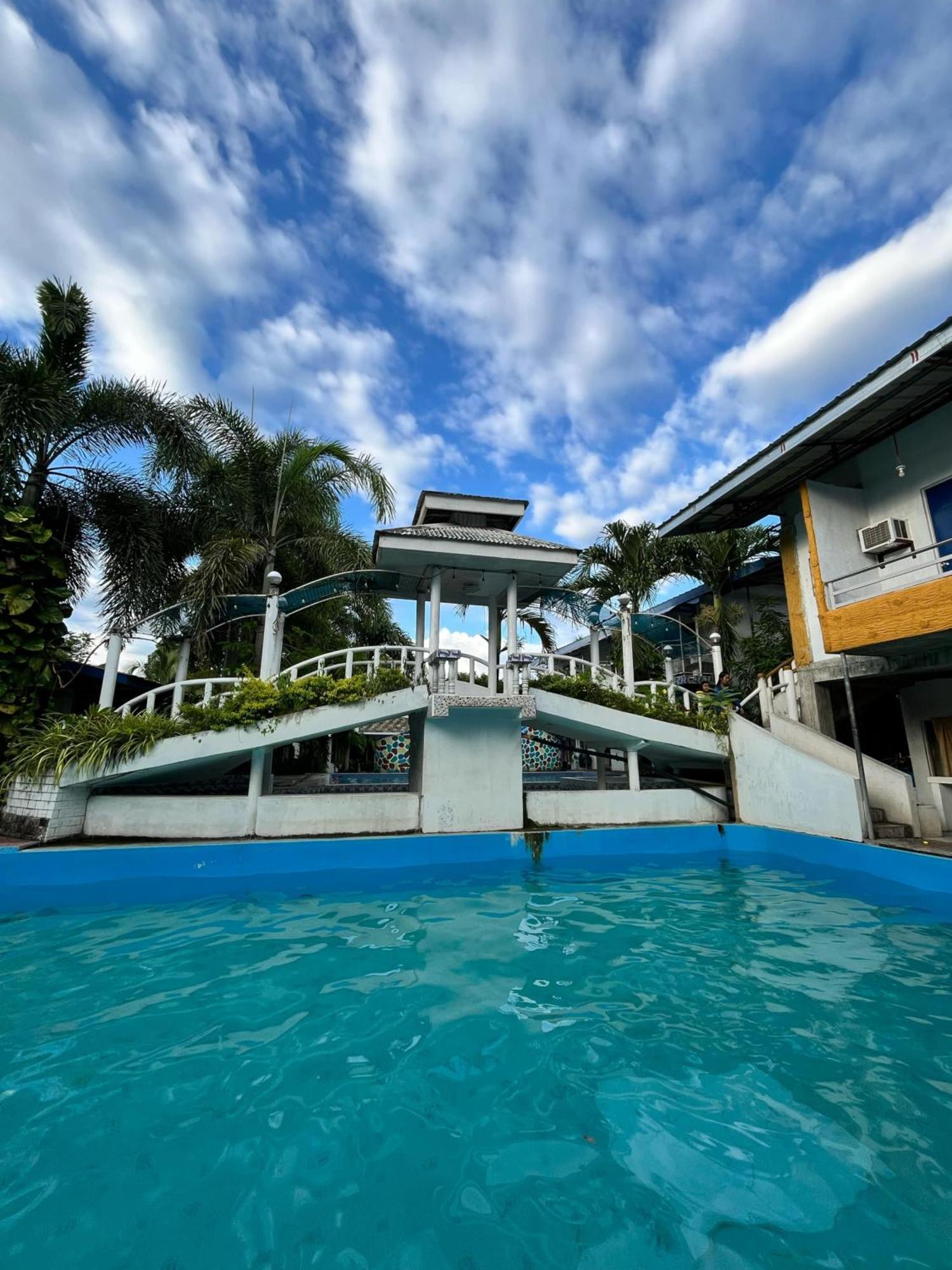 Isla Paraiso Resort-Hotel Sison ภายนอก รูปภาพ
